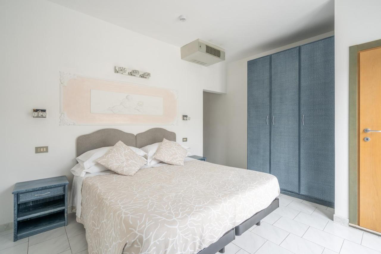 Royal Boutique Hotel Riccione Exterior photo