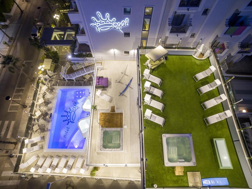 Royal Boutique Hotel Riccione Exterior photo